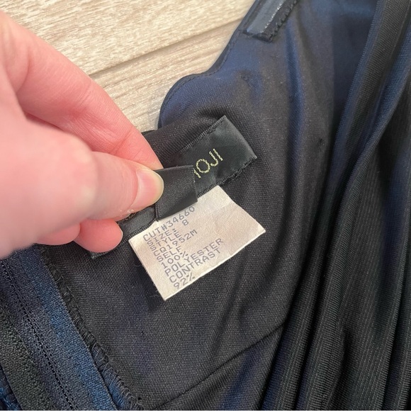 Tadashi Shoji Black Taffeta Fit and Flare Off the Shoulder Dress Size 8 - Picture 5 of 10